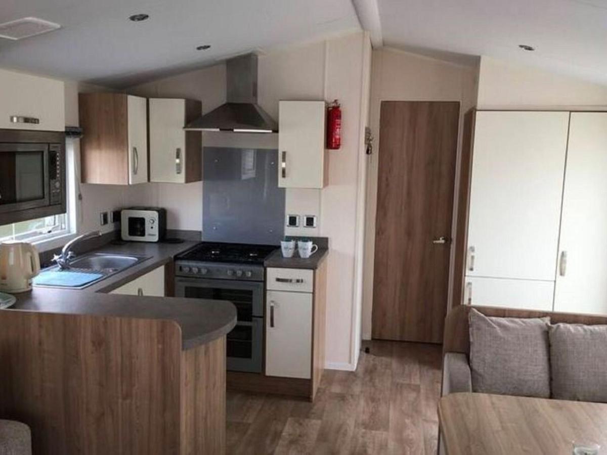 Simplistic Holiday Home In Hastings Near The Golf Club מראה חיצוני תמונה