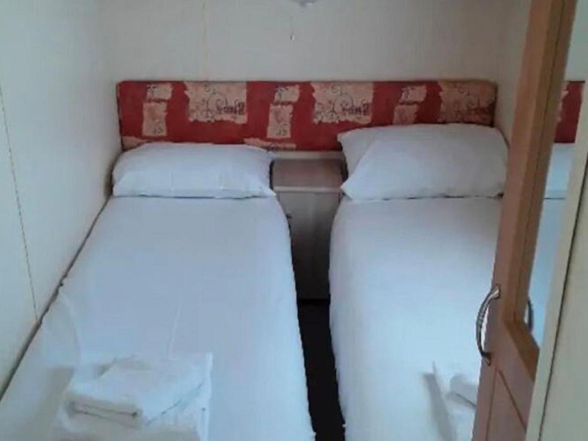 Simplistic Holiday Home In Hastings Near The Golf Club מראה חיצוני תמונה